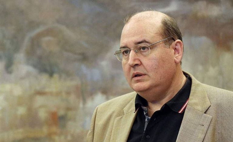 «Επίθεση» ΣΥΡΙΖΑ στη Ν.Κεραμέως: «Τι εξεταστική να δώσουν οι φοιτητές χωρίς συγγράμματα;»