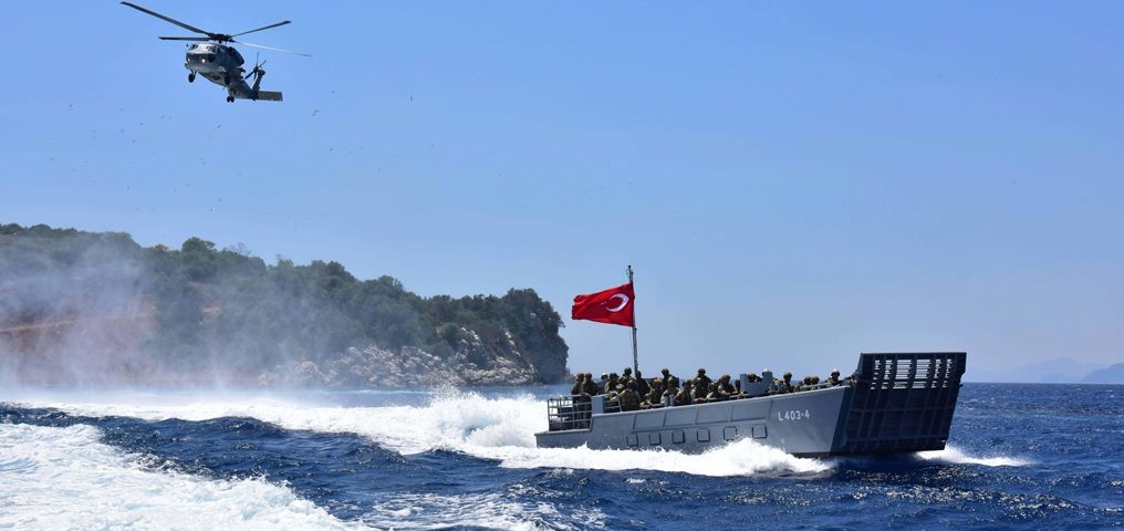 Τούρκος ναύαρχος Cihat Yayci για 12 ν.μ.: «Η Τουρκία πρέπει να είναι έτοιμη για πόλεμο»