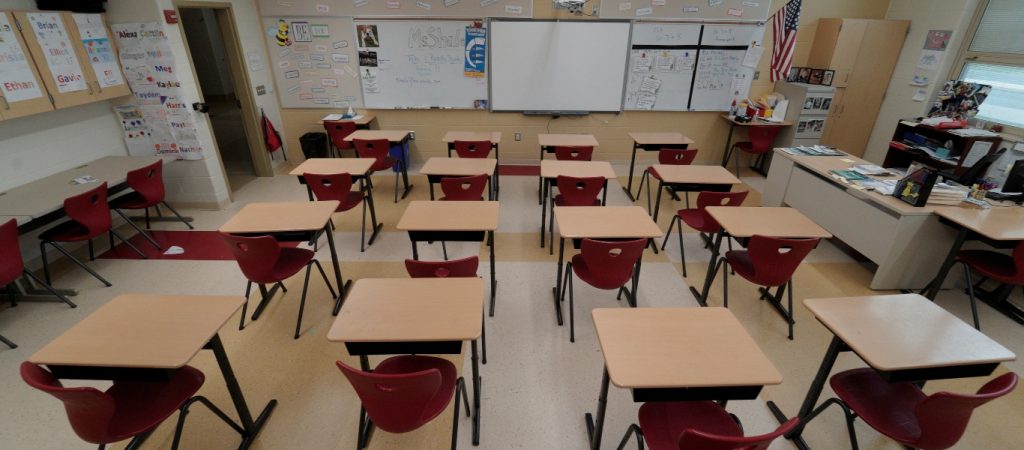 Φυλάκιση 4 ετών για καθηγητή που ασελγούσε σε 13χρονη – Αντιδράσεις από την τοπική κοινωνία