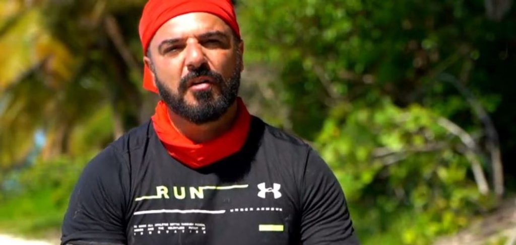 Survivor: Ενοχλημένος ο Τριαντάφυλλος με την ψηφοφορία – «Αυτοί που σε “γλύφανε” σε ψηφίσανε» (βίντεο)