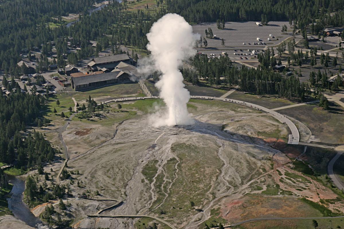 ΗΠΑ: Καταγράφηκε έντονη δραστηριότητα στο ηφαίστειο του Yellowstone (βίντεο)