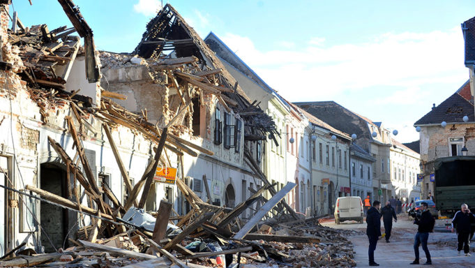 Κροατία: Έφτασε το πακέτο βοήθειας από την Ελλάδα για τον καταστροφικό σεισμό