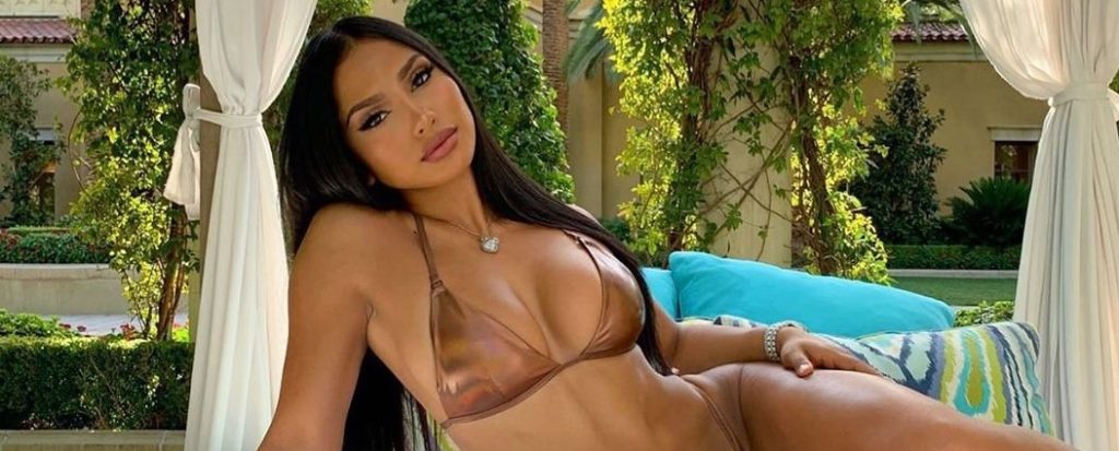 Gallienne Nabila: Η πληθωρική Αμερικάνα που ξέρει πώς να τραβά την προσοχή (φωτό)