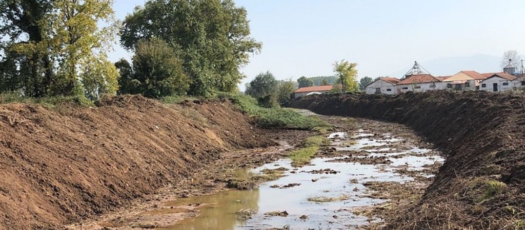 Αντιπλημμυρικά έργα στα Βόρεια προάστια της Αττικής – Εργασίες καθαρισμού φρεατίων
