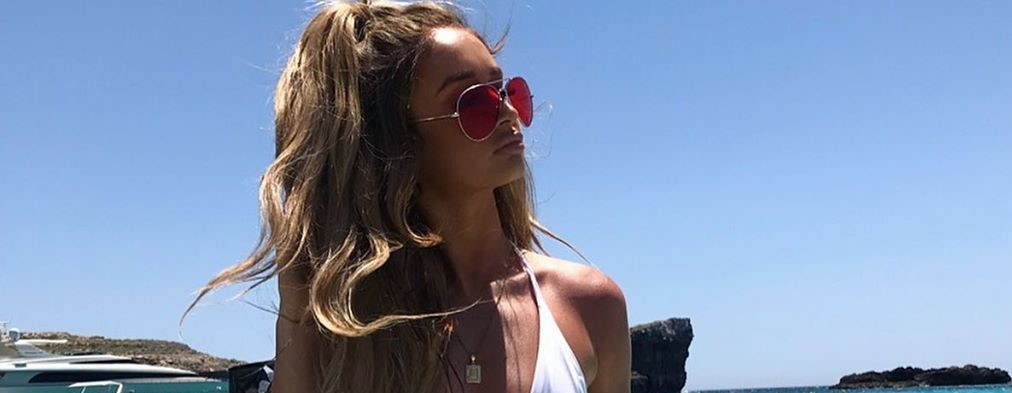 Λάουρα Μερίν: Η πιο «καυτή» παρουσία στα ποδοσφαιρικά γήπεδα της Νέας Ζηλανδίας (φωτό)