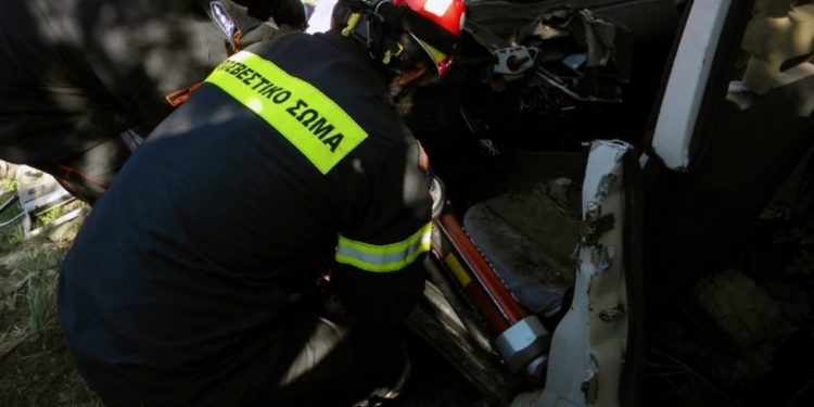 Πυροσβεστική: Δέχθηκε 169 κλήσεις για παροχή βοήθειας και κοπές δένδρων λόγω καιρού