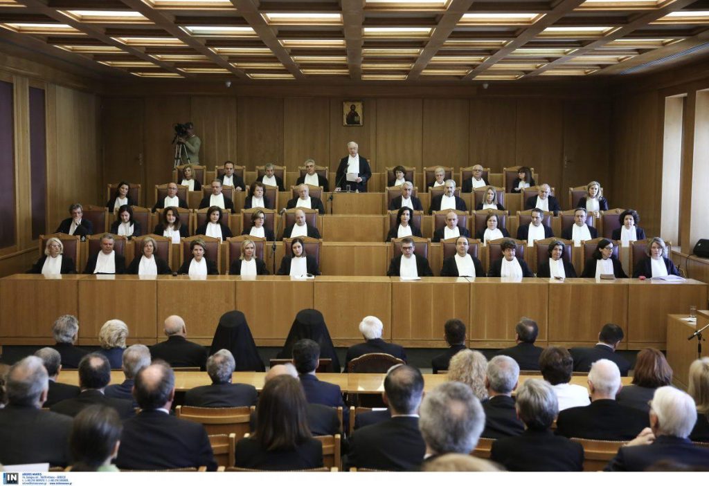 Η Εκκλησία προσφεύγει στο ΣτΕ για τους  κλειστούς  ναούς! – Στα άκρα η κόντρα με την κυβέρνηση