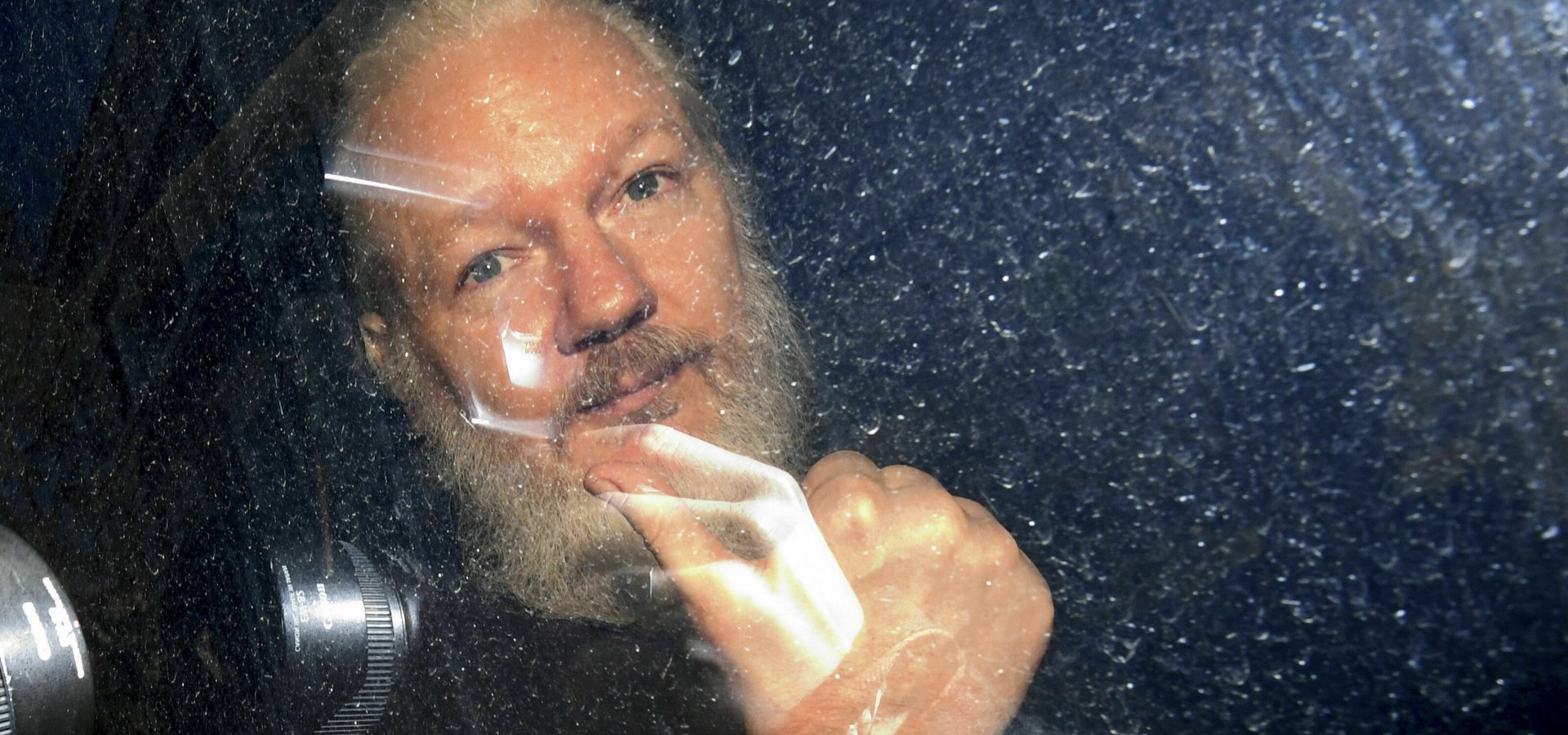 Βρετανία: Δεν εκδίδει τον ιδρυτή των Wikileaks Τζ.Ασάνζ στις ΗΠΑ