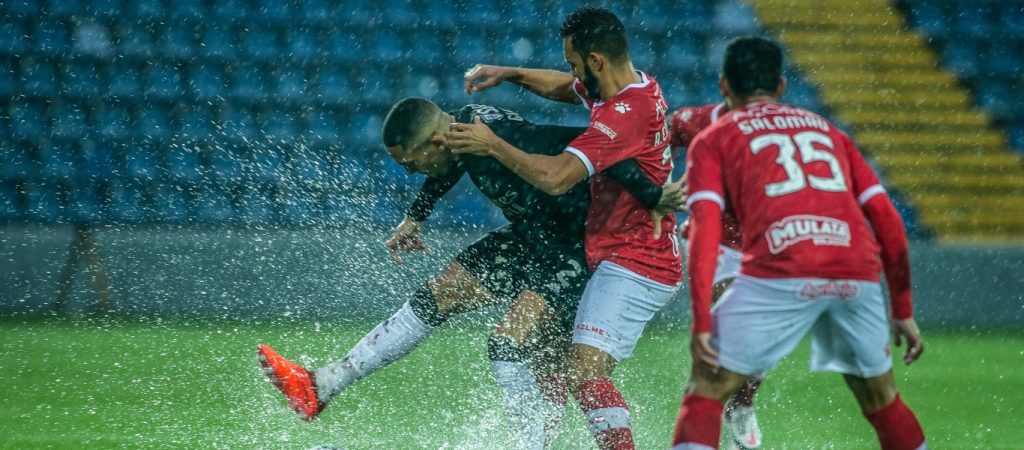 Πορτογαλία: Ποδοσφαιριστής της Μπενφίκα εμφανίστηκε γυμνός σε ζωντανή μετάδοση (φώτο)