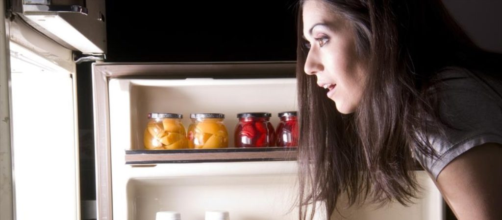 Αυτός είναι ο λόγος που το βράδυ μας πιάνουν περισσότερο οι λιγούρες