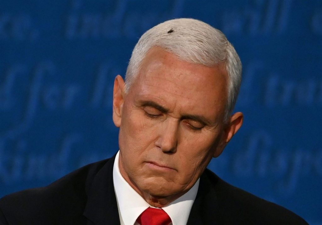 Αντισυνταγματική κίνηση από Μ.Πενς: Έδωσε εντολή για κινητοποίηση της Εθνοφρουρούς χωρίς την έγκριση του προέδρου!