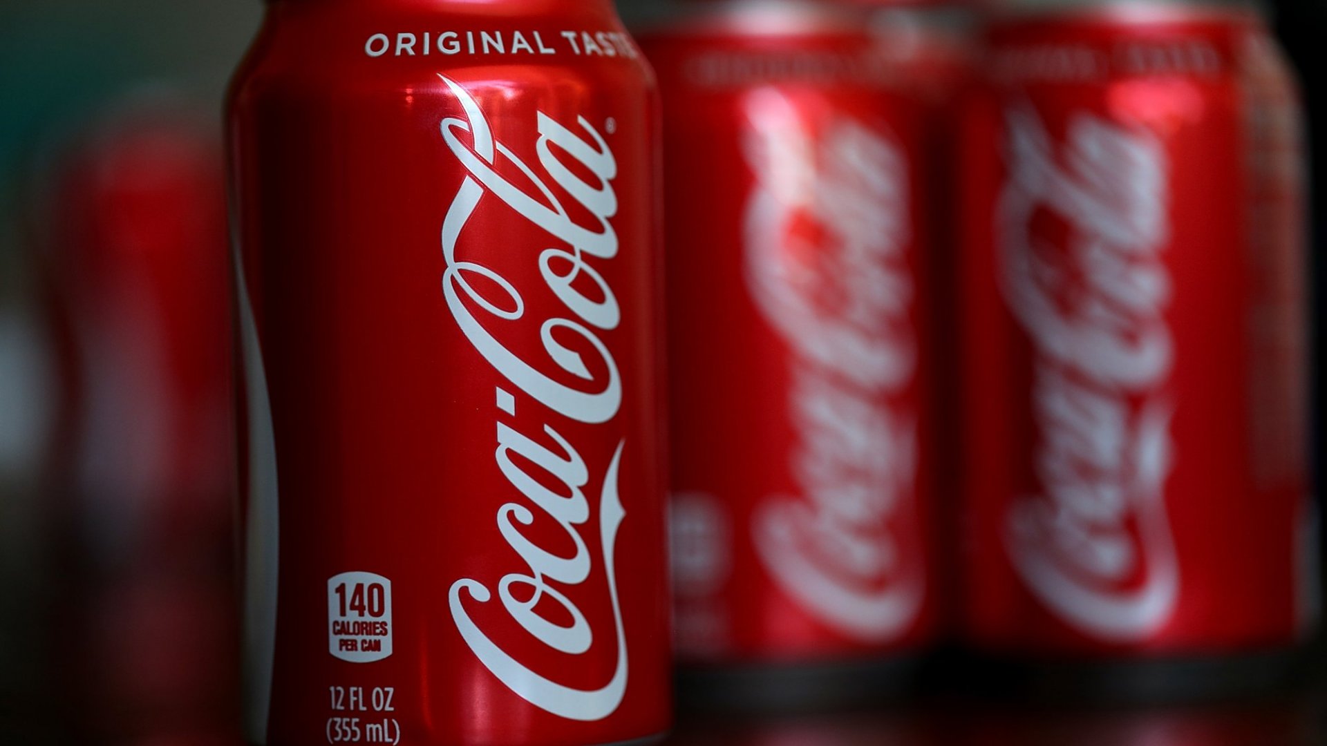 10+2 περίεργες πληροφορίες που δεν ξέρατε για την Coca Cola