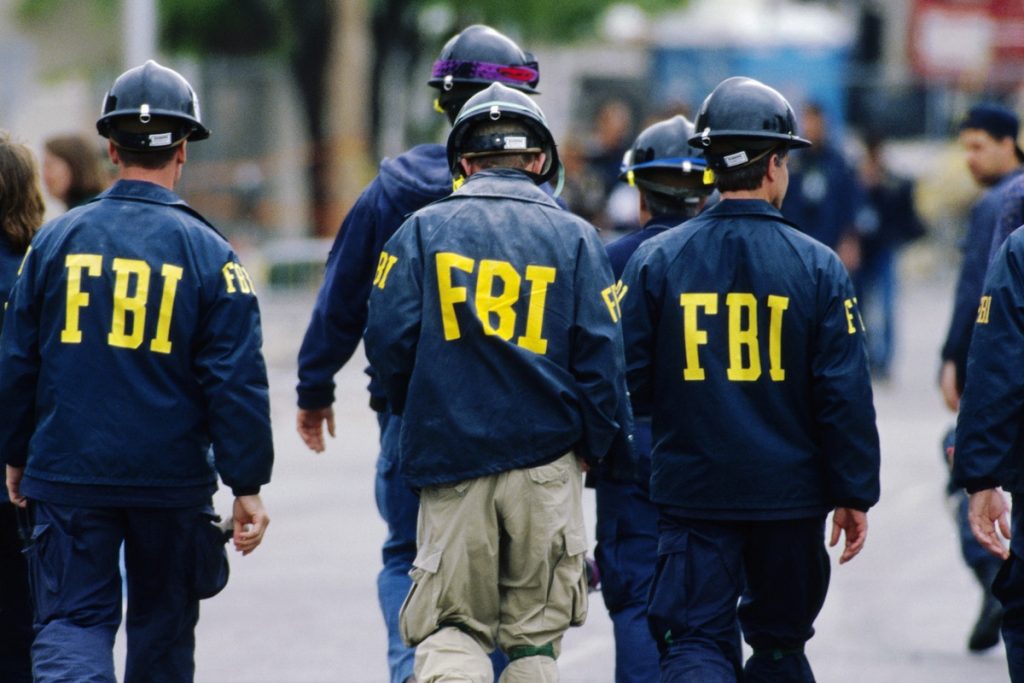 Το FBI ζητά από τους πολίτες να τους αναφέρουν αν γνωρίζουν ποιοι άλωσαν το Καπιτώλιο – Δημιούργησαν πλατφόρμα