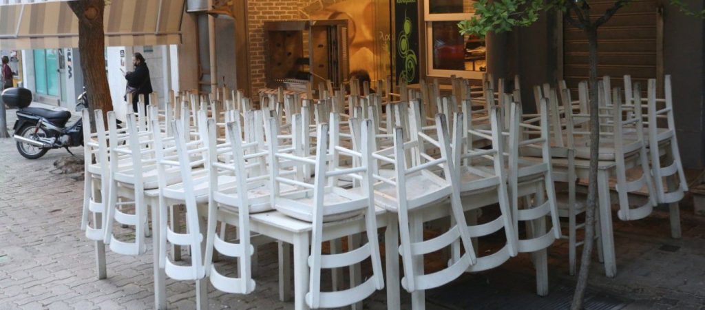 Εστίαση «τέλος»: Χρεοκόπησε το 50% των μαγαζιών από το lockdown & κλείνουν άμεσα – 500.000 άνθρωποι στον δρόμο