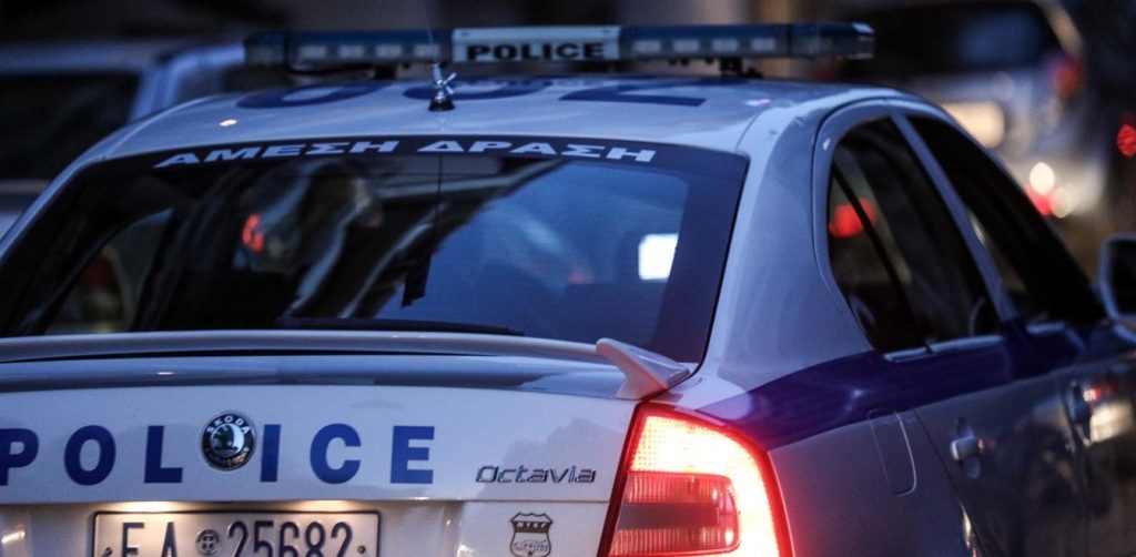 Δ.Αττική: Χειροπέδες σε πέντε άτομα για άσκοπους πυροβολισμούς, ληστείες & κλοπές