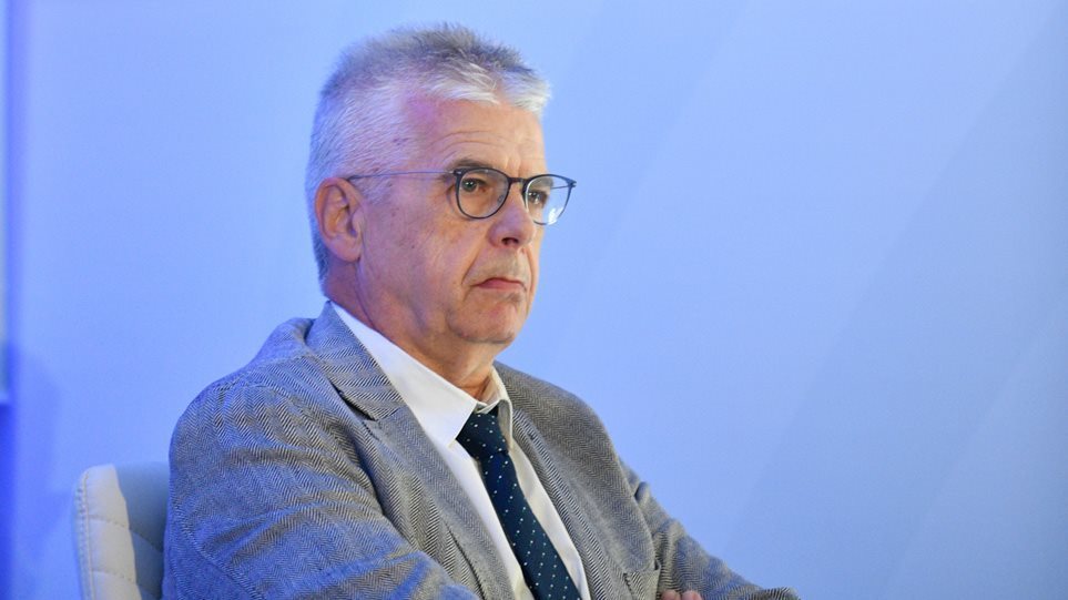 Χ.Γώγος: «Δεν θα ανοίξει το λιανεμπόριο ακόμα- Επόμενο βήμα η Γ’ Λυκείου»