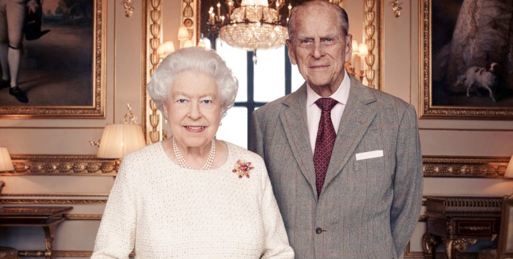 Εμβολιάστηκαν κατά του κορωνοϊού η βασίλισσα Ελισάβετ & ο πρίγκιπας Φίλιππος