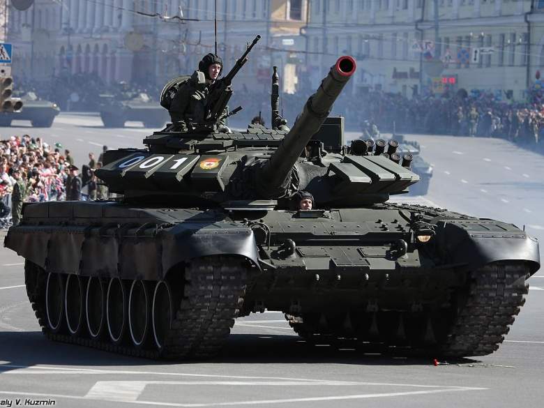 Μαζικές παραλαβές 400 αρμάτων μάχης και ΤΟΜΑ για τον ρωσικό Στρατό το 2021