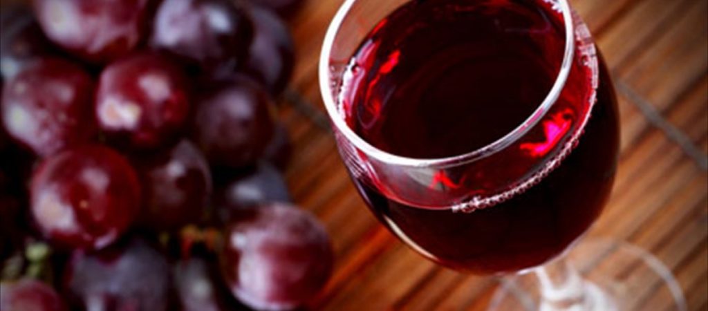 Κόκκινο κρασί: Aυτές είναι οι θεραπευτικές του ουσίες