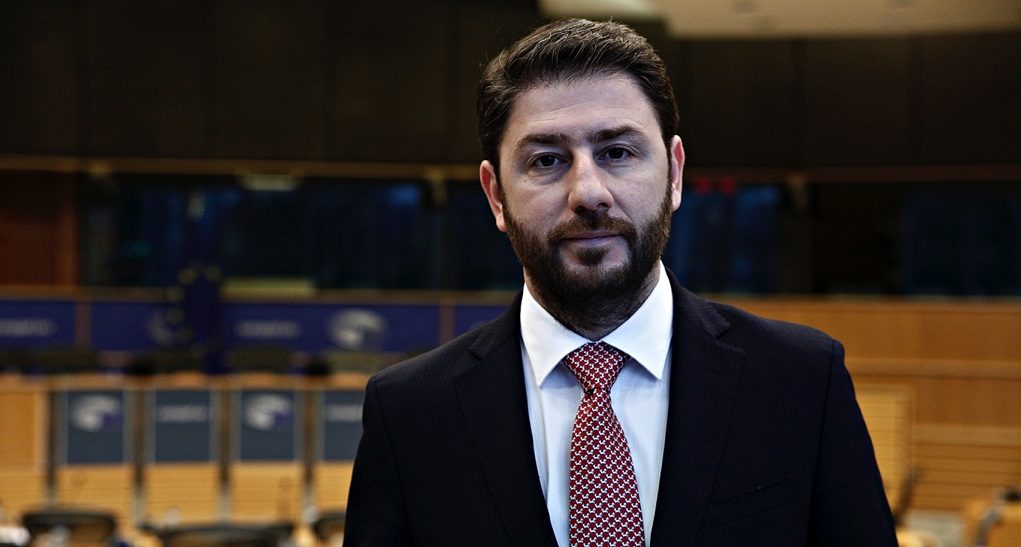 Ν.Ανδρουλάκης: «Η Ευρωπαϊκή Επιτροπή γνώριζε για τις συμφωνίες της Γερμανίας για τα εμβόλια;»
