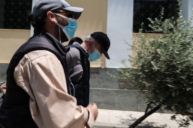 Στον ανακριτή σήμερα ο ψευτογιατρός – Κατηγορείται για 12 ανθρωποκτονίες και 14 απόπειρες ανθρωποκτονιών