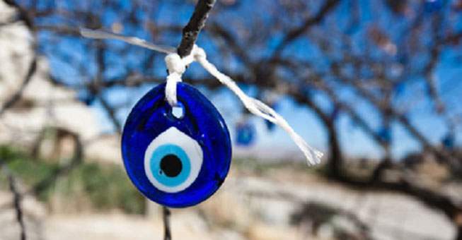 Το γνωρίζατε; – Τι είναι η βασκανία και γιατί κάποιοι έχουν την ικανότητα να ματιάζουν;