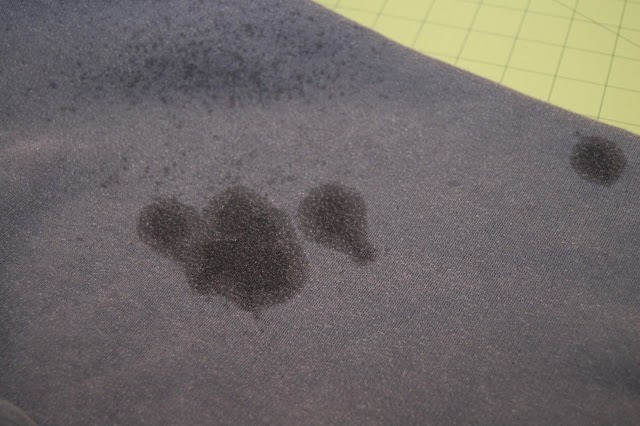 Λεκές από λάδι; – Πείτε του «αντίο» σε λιγότερο από 5 λεπτά με αυτόν τον τρόπο