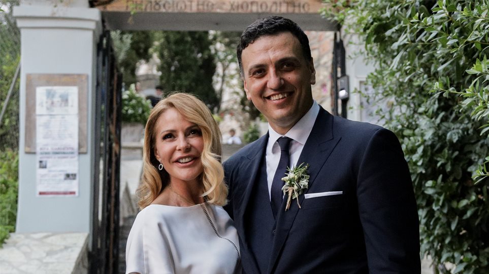 Οι δηλώσεις του Β.Κικίλια και της Τ.Μπαλατσινού έξω από το μαιευτήριο (βίντεο)