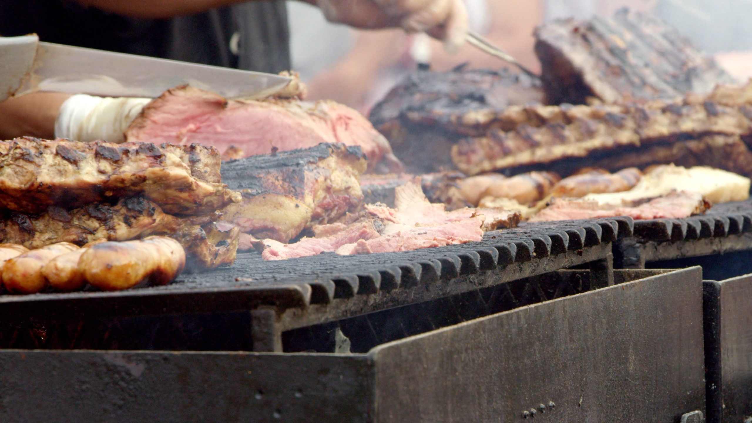 Η «Μεγάλη Επανεκκίνηση» έρχεται και στο φαγητό: Έφτιαξαν μηχανή που θα φτιάχνει κρέας (βίντεο)