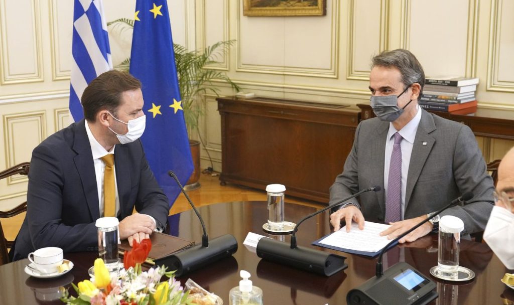 ΣΥΡΙΖΑ: «Χαιρετίζουμε τη στάση του Κ.Μητσοτάκη με τη Συμφωνία των Πρεσπών – Ολοκλήρωσε τη στροφή 180 μοιρών»