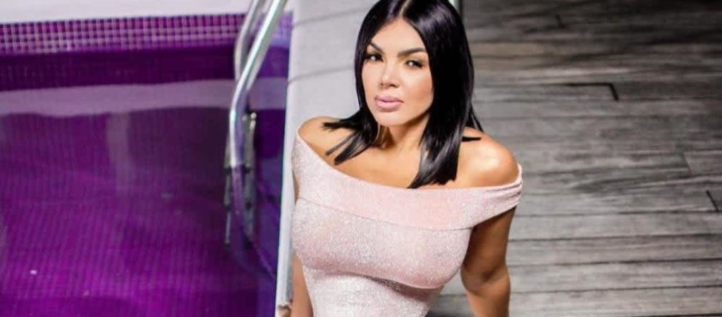 Aleira Avendano: Το μοντέλο που «εκτοξεύει» την… θερμοκρασία με τις αναρτήσεις της (φώτο)