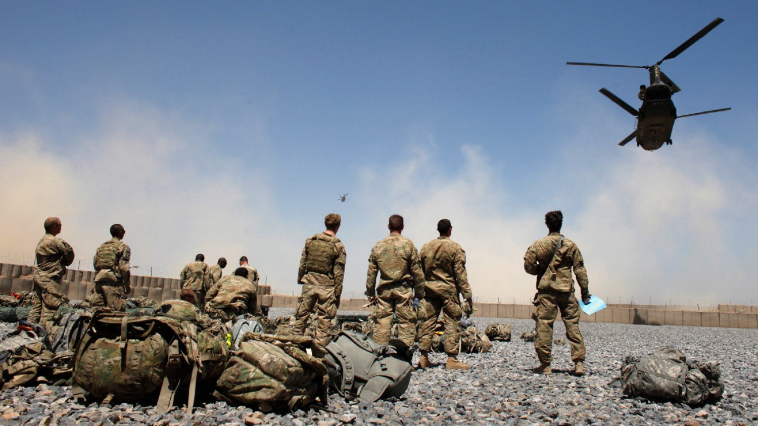 Μειώνονται οι δυνάμεις του αμερικανικού στρατού σε Ιράκ και Αφγανιστάν – Έμειναν 2.500 στρατιώτες