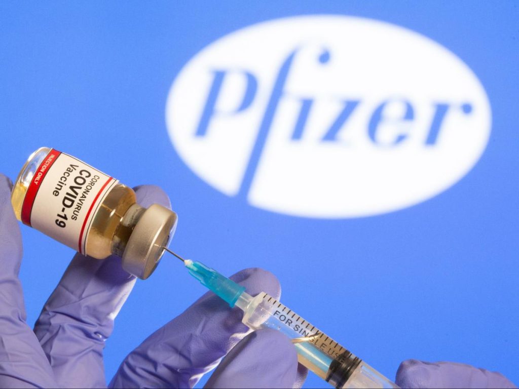 Νορβηγία: «Η Pfizer μειώνει τις παραδόσεις εμβολίων στην ΕΕ»