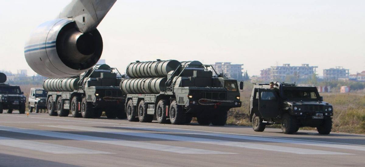 Δεν κάνει πίσω η Τουρκία για τους S-400 – Μ.Τσαβούσογλου: «Να γίνει κοινή ομάδα εργασίας με ΗΠΑ για τους πυραύλους»