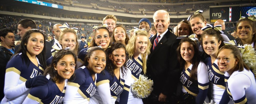 Προβληματισμός στις εγχώριες «μαζορέτες» του Τ.Μπάιντεν μετά τους διορισμούς στο Στ.Ντιπάρτμεντ