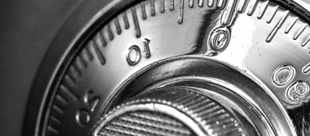 Χανιά: Ανήλικοι «φόρεσαν τα γυαλιά» σε επαγγελματίες ληστές – Άνοιξαν χρηματοκιβώτιο με οδηγίες από το Youtube