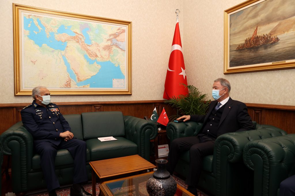 Ο αρχηγός της πακιστανικής αεροπορίας στην Άγκυρα για ανάπτυξη των διμερών σχέσεων