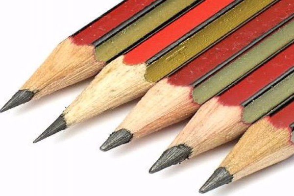 Η ιστορία πίσω από το μολύβι των μαθητικών μας χρόνων