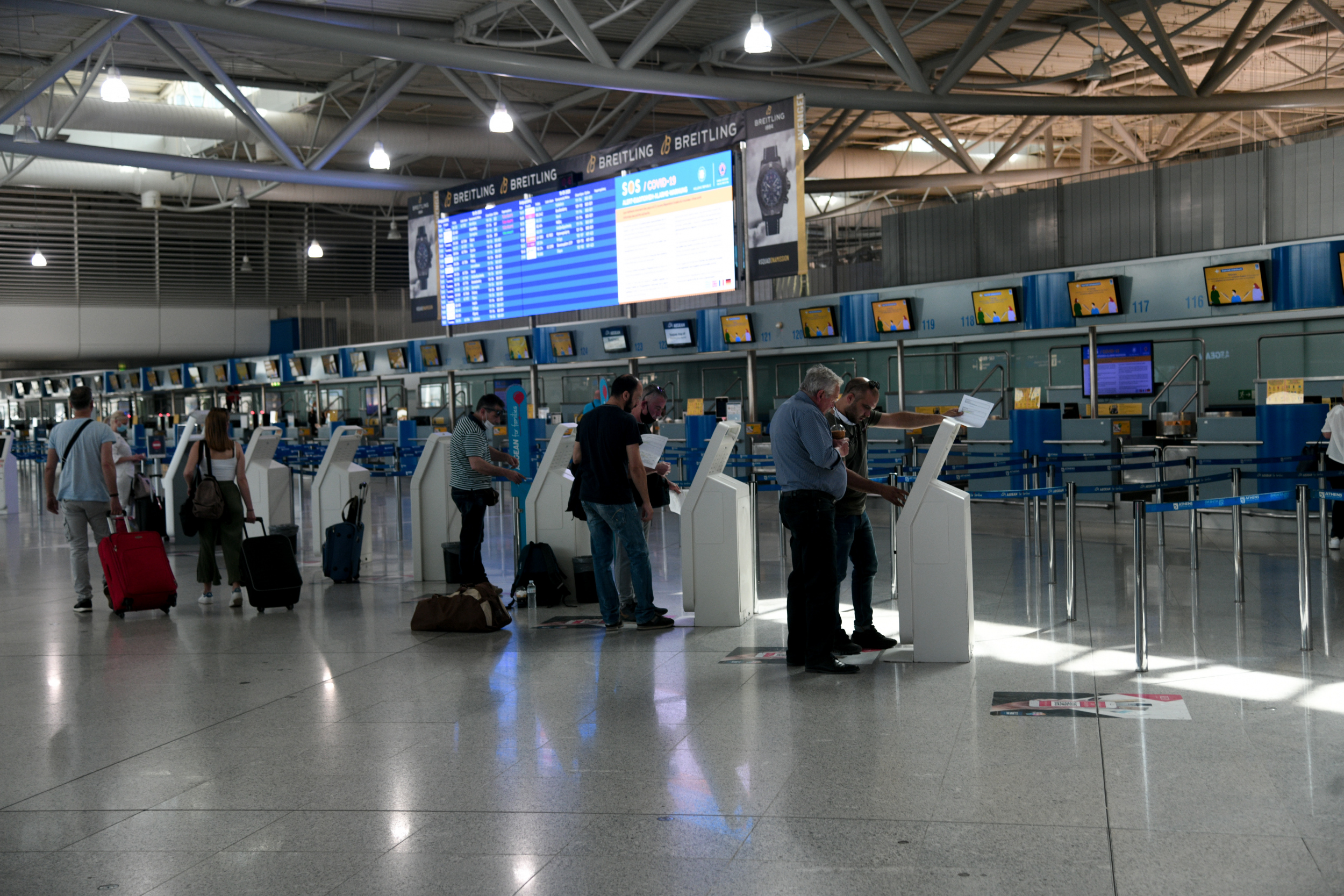 Παρατείνεται η ΝΟΤΑΜ για τις πτήσεις εσωτερικού – Οι 11 εξαιρέσεις
