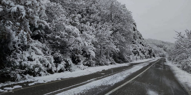 Που χρειάζονται αλυσίδες σε Στερεά Ελλάδα και Πελοπόννησο λόγω της κακοκαιρίας «Λέανδρος»