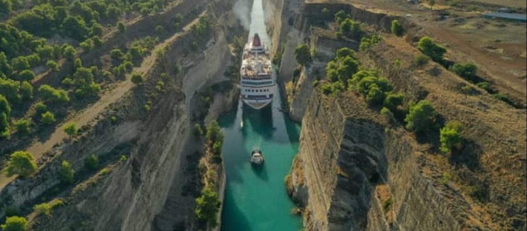 Κλειστός παραμένει ο Ισθμός της Κορίνθου μετά την κατολίσθηση