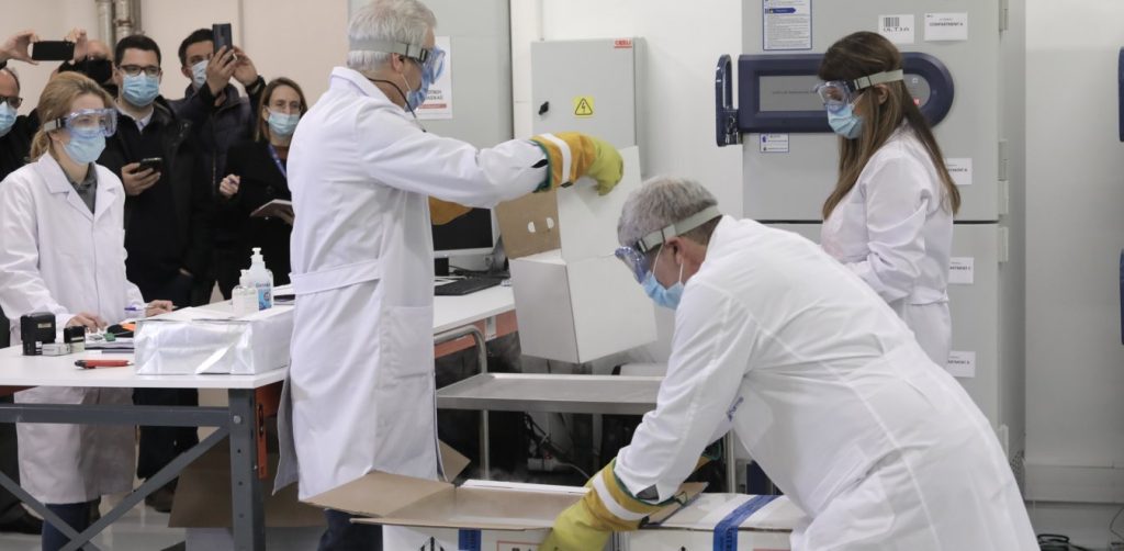 Οι συνταξιούχοι στο Ισραήλ κάνουν το εμβόλιο αλλά το lockdown παραμένει