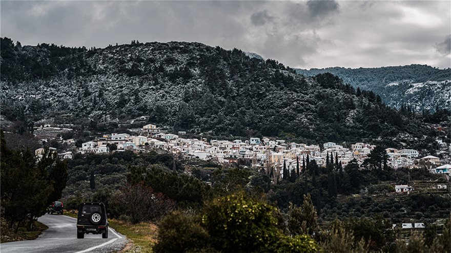 Χιόνισε στη Σάμο – Εντυπωσιακές εικόνες! (φωτο)