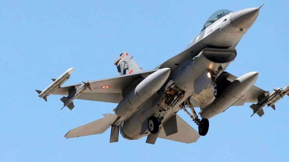 Νέες παραβιάσεις του ΕΕΧ από τουρκικά μαχητικά και κατασκοπευτικά αεροσκάφη