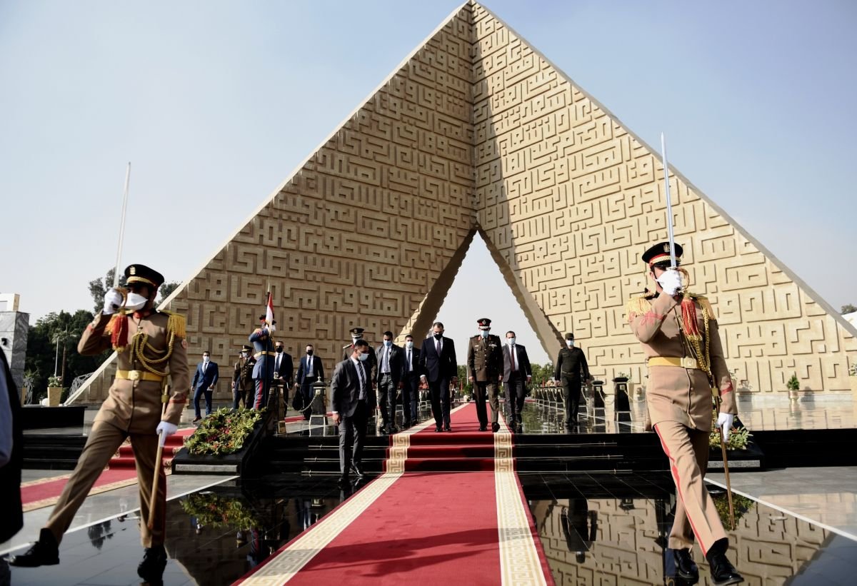 Α/ ΓΕΕΘΑ στρατηγός Κ.Φλώρος από την Αίγυπτο: «Όποιος μας αναγνωρίζει σαν εχθρό τον αναγνωρίζουμε κι εμείς»