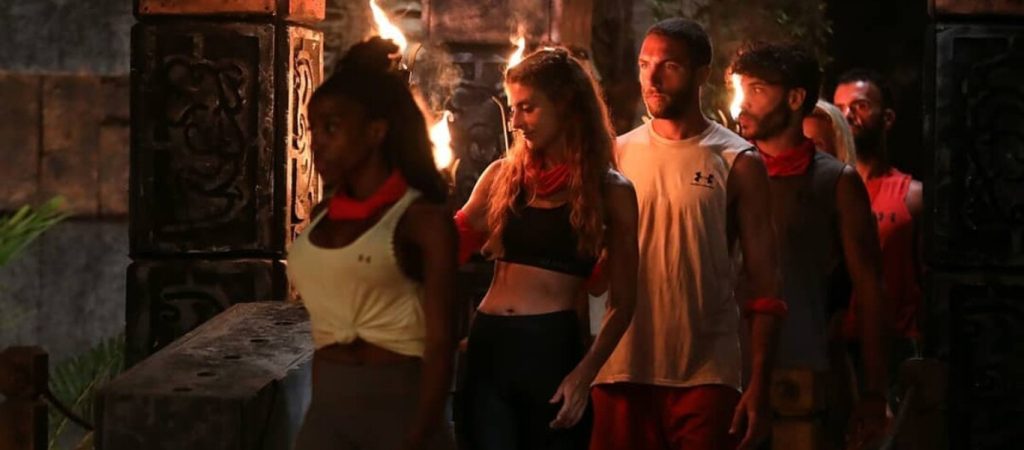 Survivor: Συνεχίζονται οι εντάσεις ανάμεσα στις δύο ομάδες – Ποιος θα αποχωρήσει από το νησί; (βίντεο)