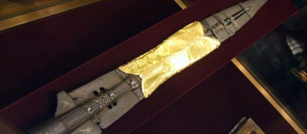 Η λόγχη του Λογγίνου: Γιατί θέλουν όλοι το αντικείμενο που τρύπησε τα σπλάχνα του Κύριου Ιησού Χριστού;