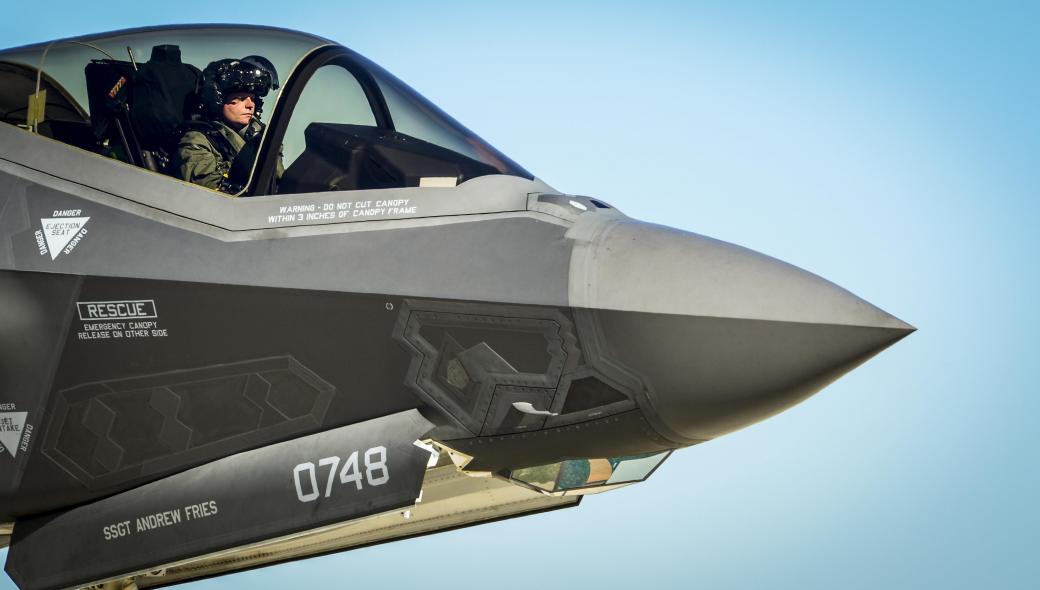 ΗΑΕ και ΗΠΑ υπέγραψαν για 50 F-35A Lightning II και 18 UAV τύπου MQ-9B SkyGuardian