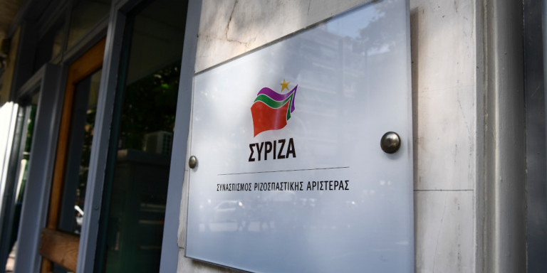 ΣΥΡΙΖΑ σε Ταραντίλη: «Μόλις χθες ενημερωθήκαμε για την τριμερή του Βερολίνου»