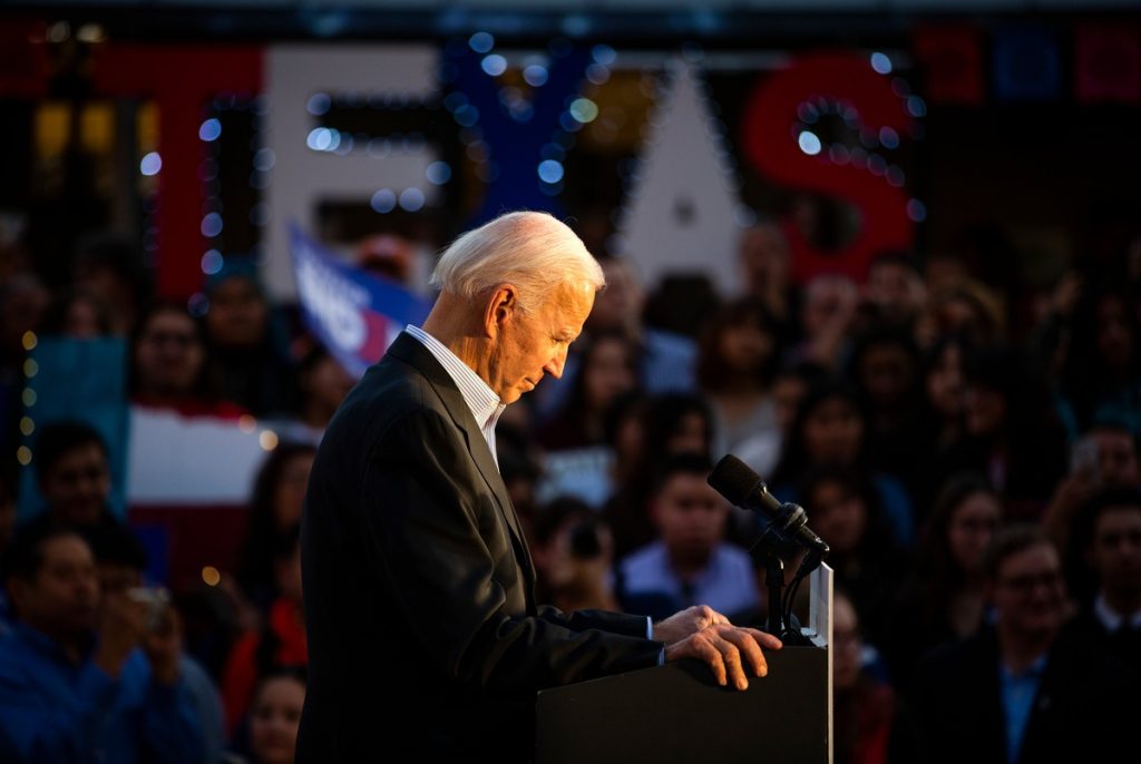 Ο Γενικός Εισαγγελέας του Τέξας κατέθεσε μήνυση κατά Τ.Μπάιντεν: «Να συνεχιστούν άμεσα οι απελάσεις λαθρομεταναστών»!